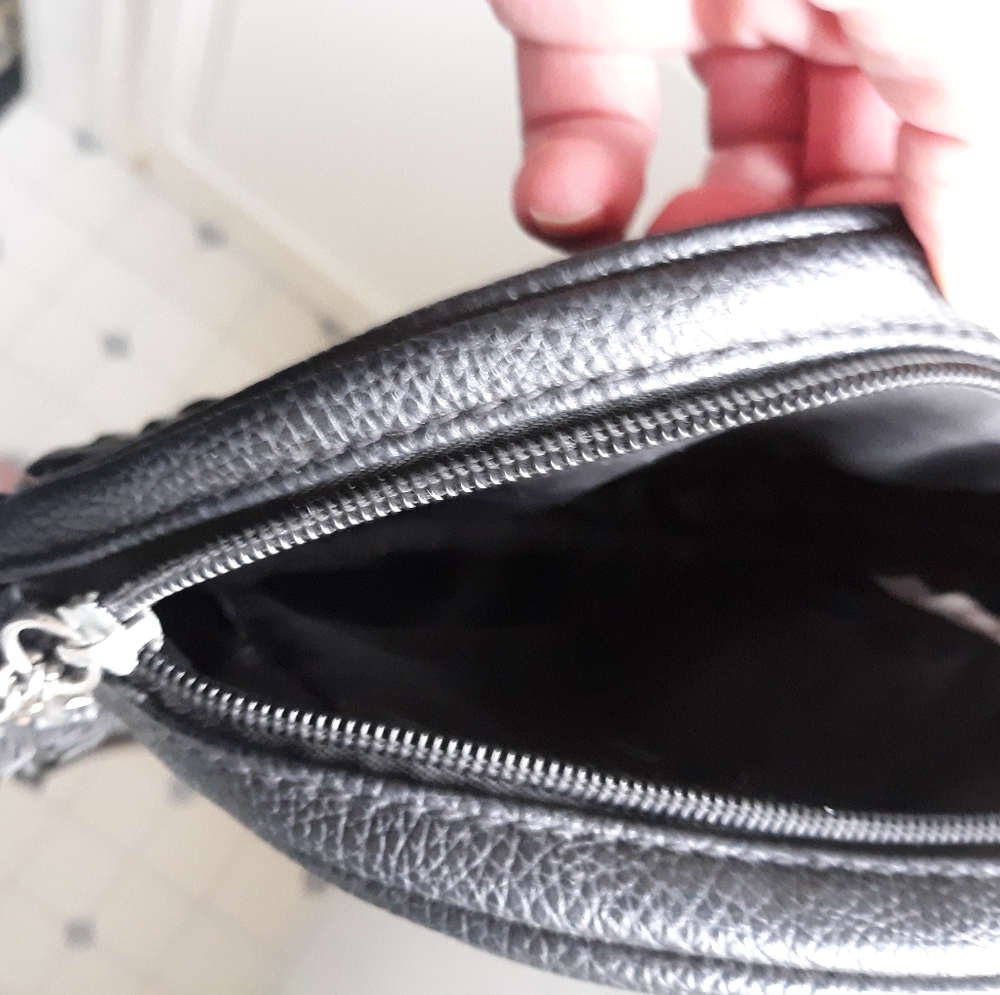 Purse - Picture 5 of 7